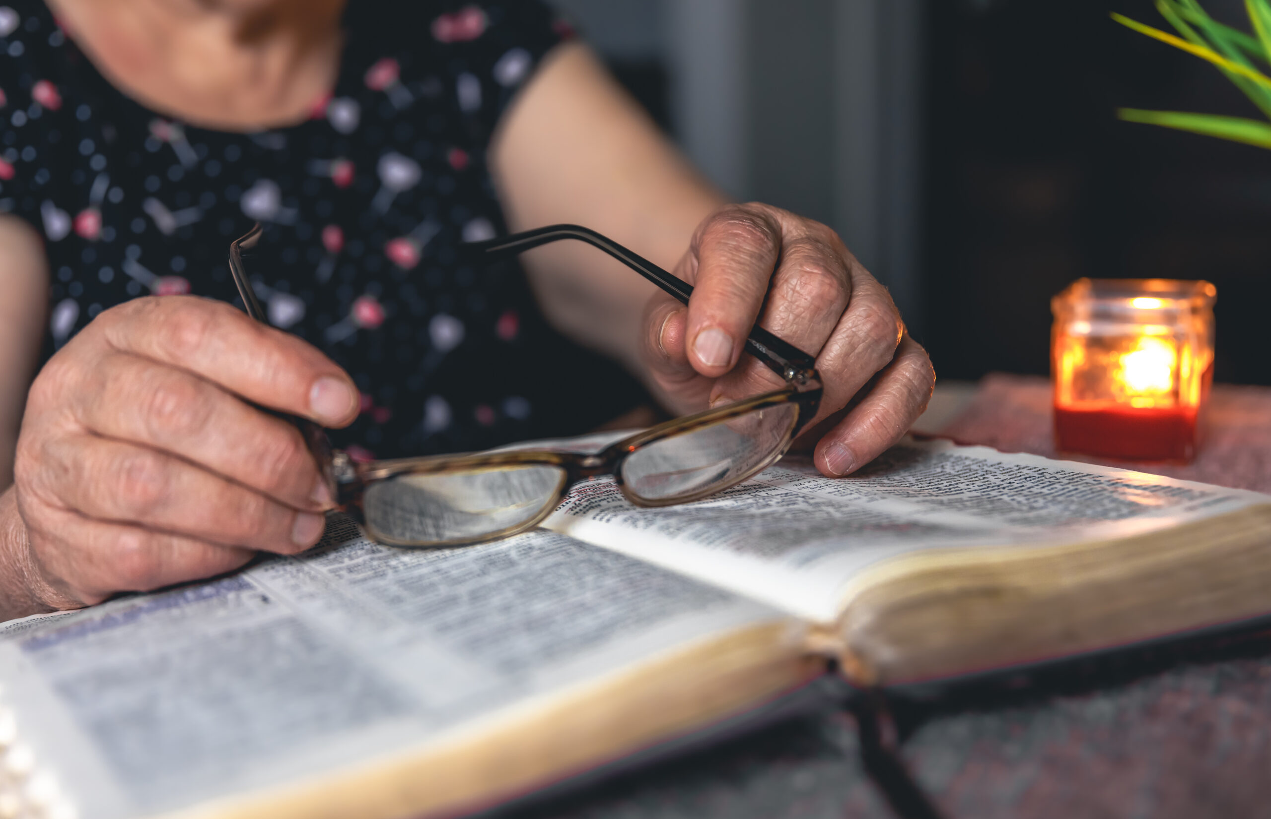 Early Signs of Reading Vision Problems
